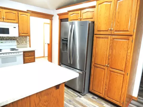Kitchen - 38 Glenview Loop, Saint Cloud, MN 56303 photo 2 of 3