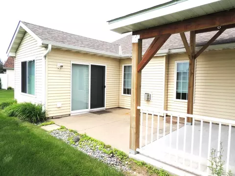 Exterior - 38 Glenview Loop, Saint Cloud, MN 56303 photo 4 of 4