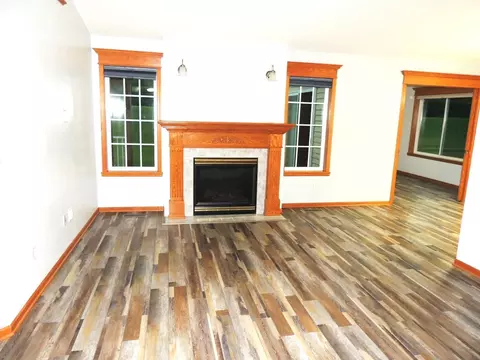 Living - 38 Glenview Loop, Saint Cloud, MN 56303 photo 1 of 1