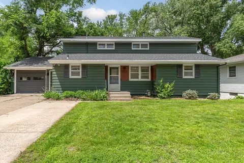 713 Sherman St, North Mankato, MN 56003