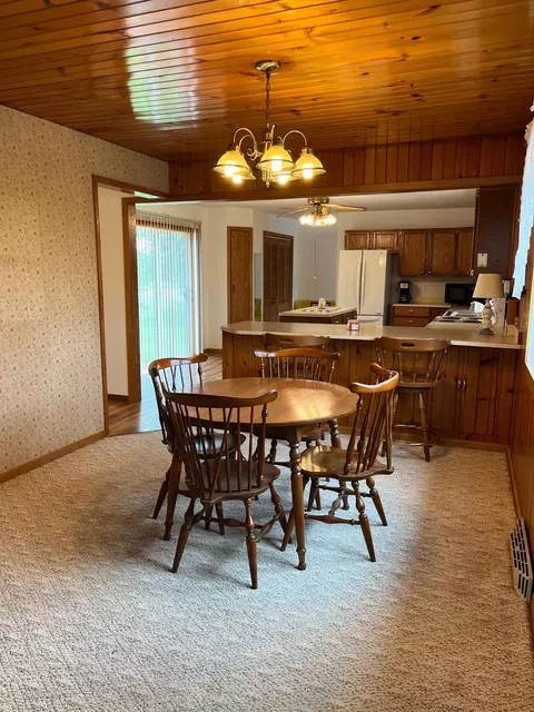 2498 Highway 60 E, Windom, MN 56101 photo 11