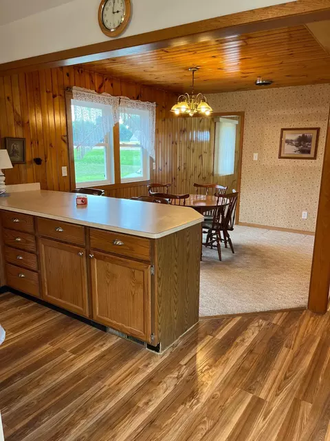 2498 Highway 60 E, Windom, MN 56101 photo 10