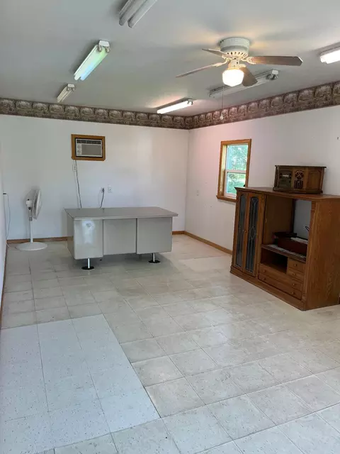 2498 Highway 60 E, Windom, MN 56101 photo 32