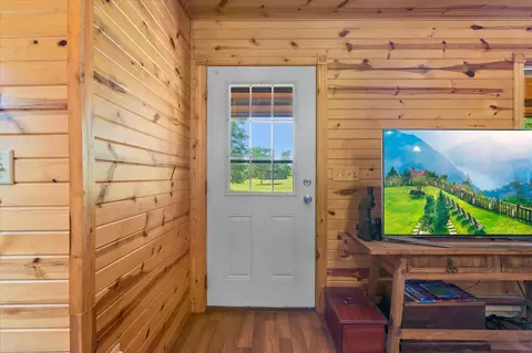 Entry Way - 2630 320th St, Cushing, WI 54006 photo 1 of 4
