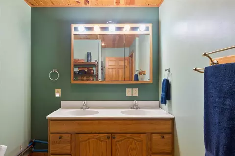 Bath - 2630 320th St, Cushing, WI 54006 photo 2 of 4