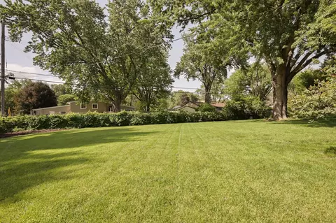2820 Overlook Dr, Bloomington, MN 55431 photo 44