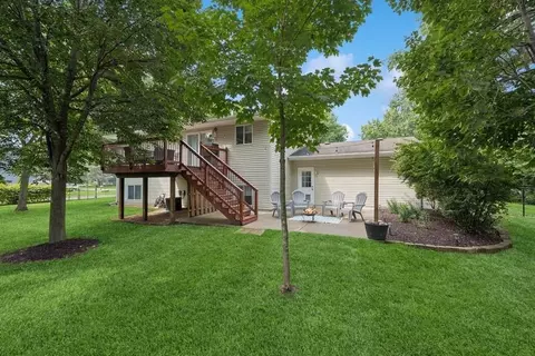 Exterior - 11630 Idaho Ave N, Champlin, MN 55316 photo 5 of 8