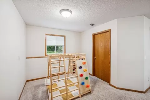 Bedroom - 11630 Idaho Ave N, Champlin, MN 55316 photo 4 of 4