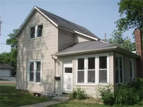 1003 N Main St, Fairmont, MN 56031