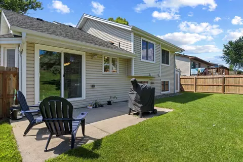 3872 Westbury Ln, Eagan, MN 55123 photo 38