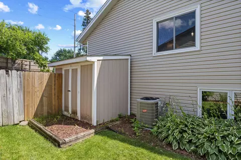 3872 Westbury Ln, Eagan, MN 55123 photo 41