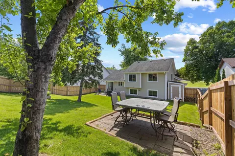 3872 Westbury Ln, Eagan, MN 55123 photo 40