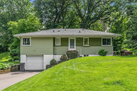 16419 Seymour Dr, Minnetonka, MN 55345