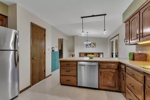 Kitchen - 1504 11th St SE, Willmar, MN 56201 photo 4 of 5