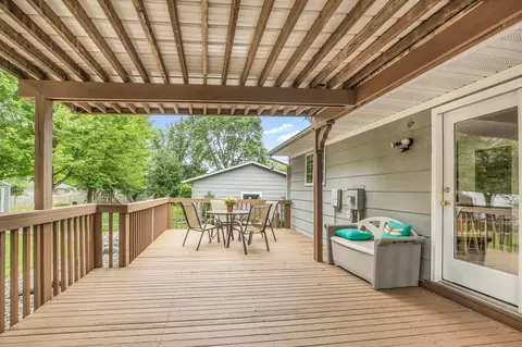 Exterior - 1504 11th St SE, Willmar, MN 56201 photo 4 of 14
