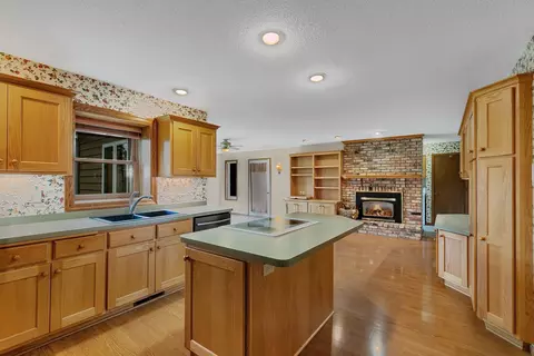 Kitchen - 1044 Borgert Ave, Saint Cloud, MN 56303 photo 1 of 5