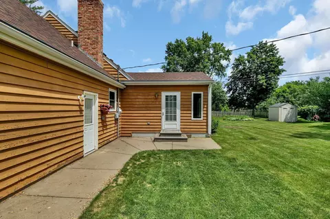 Exterior - 1044 Borgert Ave, Saint Cloud, MN 56303 photo 3 of 5