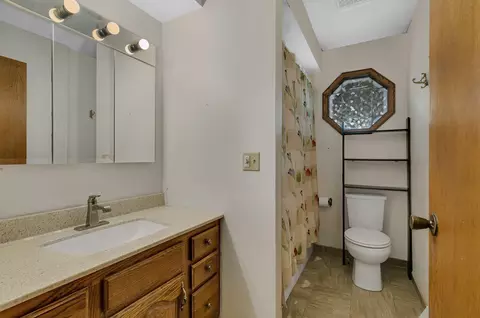 Bath - 1044 Borgert Ave, Saint Cloud, MN 56303 photo 1 of 2