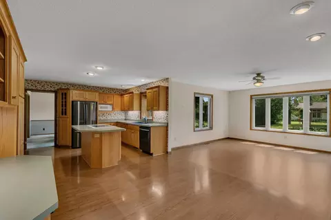 Living - 1044 Borgert Ave, Saint Cloud, MN 56303 photo 4 of 7