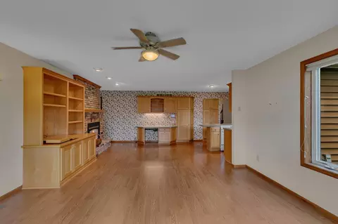 Living - 1044 Borgert Ave, Saint Cloud, MN 56303 photo 3 of 7