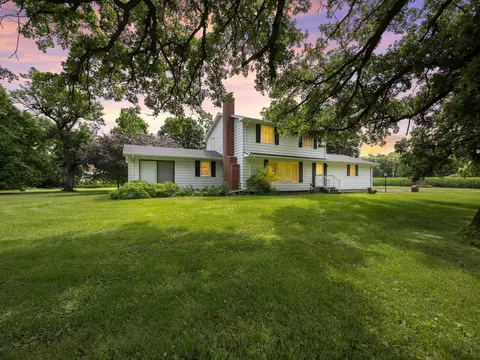 17304 Major Ave, Hutchinson, MN 55350