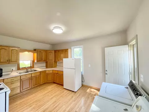 422 E Sanborn St, Springfield, MN 56087 photo 14