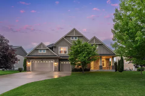 3265 Arden Dr, Woodbury, MN 55129
