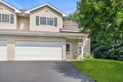 158 Bridgewater Trl, Hudson, WI 54016