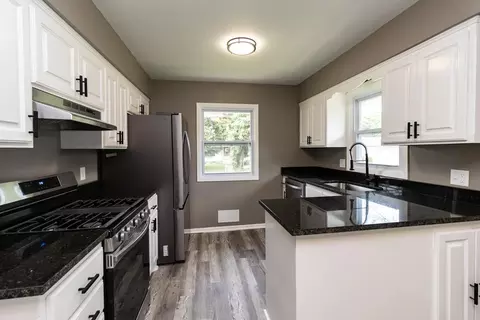 6342 Dupont Ave N, Brooklyn Center, MN 55430