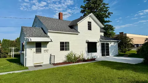 112 4th St E, Park Rapids, MN 56470