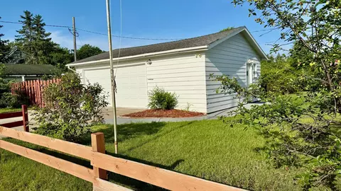 112 4th St E, Park Rapids, MN 56470 photo 3