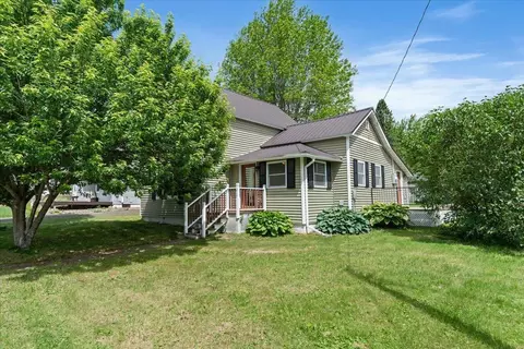 217 1st Ave W, Clear Lake, WI 54005