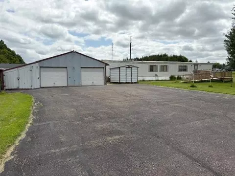322 75th St, Clear Lake, WI 54005