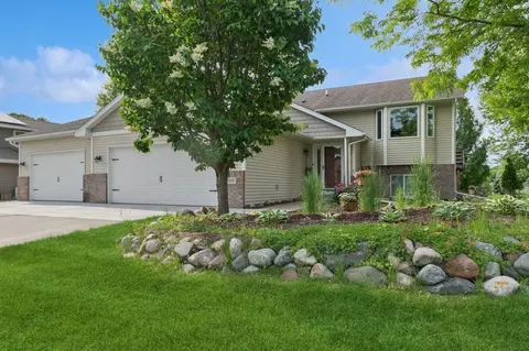 409 Birch Ave NW, Saint Michael, MN 55376