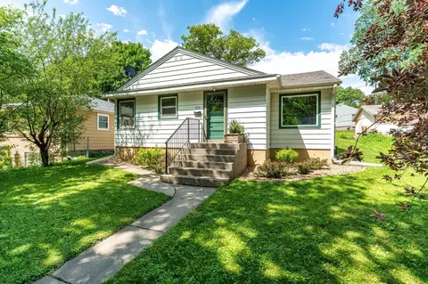 929 N Union Ave, Fergus Falls, MN 56537