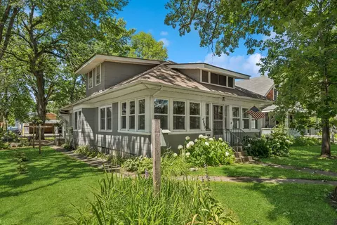 4883 Division Ave, White Bear Lake, MN 55110