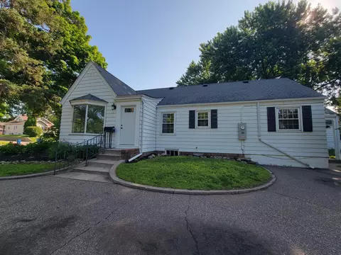 4240 Lake Road Ave, Robbinsdale, MN 55422