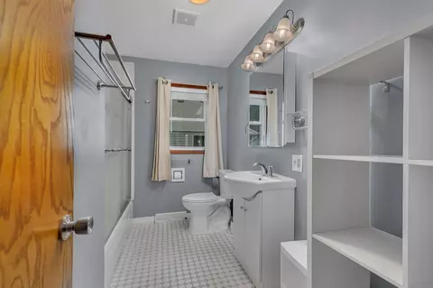 Bath - 722 E 4th St, Litchfield, MN 55355 photo 1 of 2