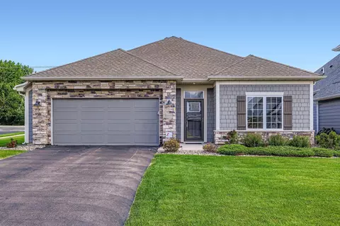8880 Irving Blvd N, Lake Elmo, MN 55042