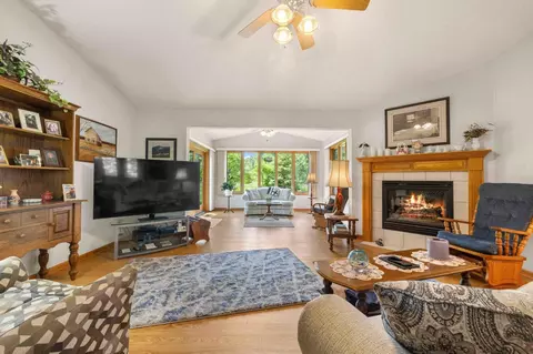 Living - 2606 Southview Ct, Brainerd, MN 56401 photo 2 of 2