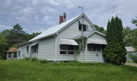 29380 Roanoke St NW, Isanti, MN 55040