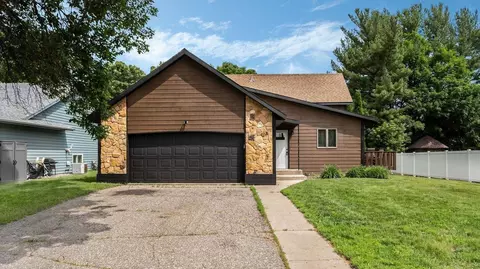 337 9 12 St N, Sauk Rapids, MN 56379