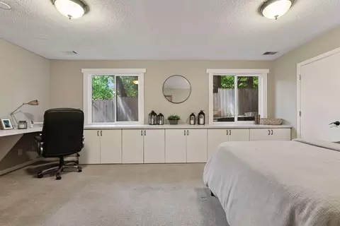 Bedroom - 6044 Ridgewood Rd, Mound, MN 55364 photo 6 of 8