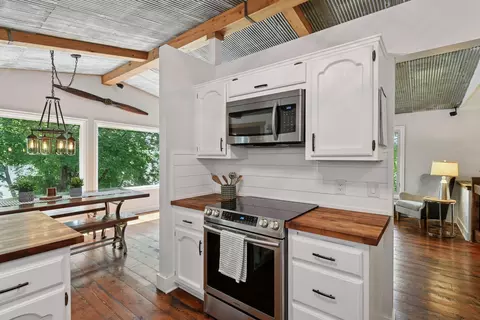 Kitchen - 6044 Ridgewood Rd, Mound, MN 55364 photo 4 of 4