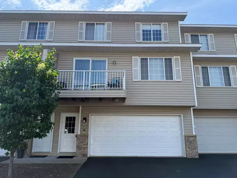 2541 Cobble Hill Ct UNIT E, Woodbury, MN 55125