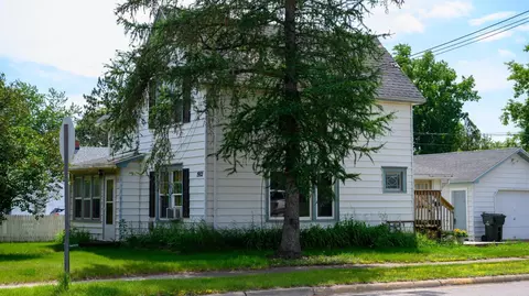 Exterior - 1902 Oak St, Brainerd, MN 56401 photo 1 of 3