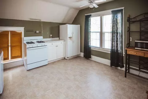 Kitchen - 1902 Oak St, Brainerd, MN 56401 photo 3 of 3