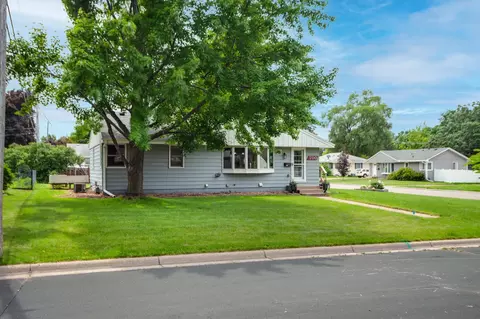 700 Kennaston Dr NE, Fridley, MN 55432