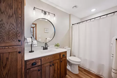 Bath - 2333 40th Ave S, Saint Cloud, MN 56301 photo 2 of 2