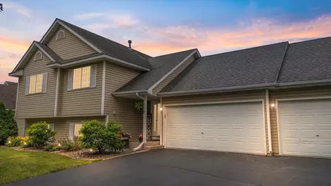 708 12th St, Farmington, MN 55024